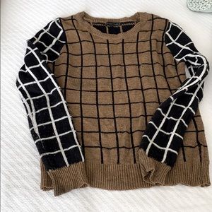 Pattern sweater
